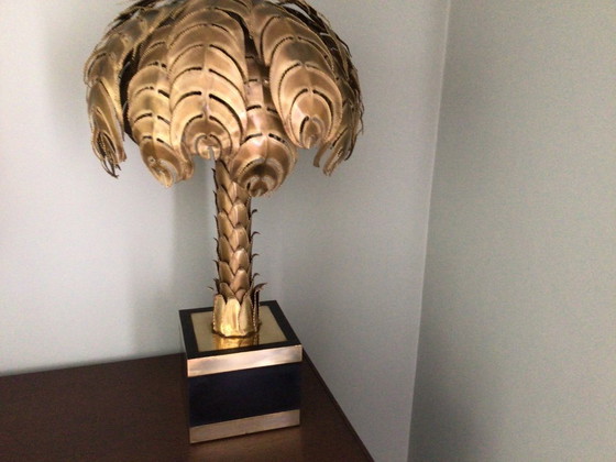 Image 1 of Palm tree lamp designed by Cristian Tecoueyres