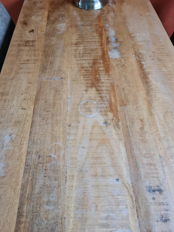 Image 1 of Robusto tavolo da bar con 4 sgabelli.