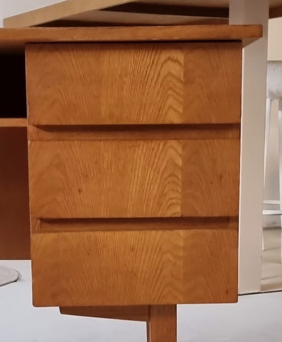 Image 1 of scrivania di metà secolo