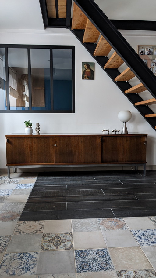 Aparador vintage de las Fuerzas Aerotransportadas