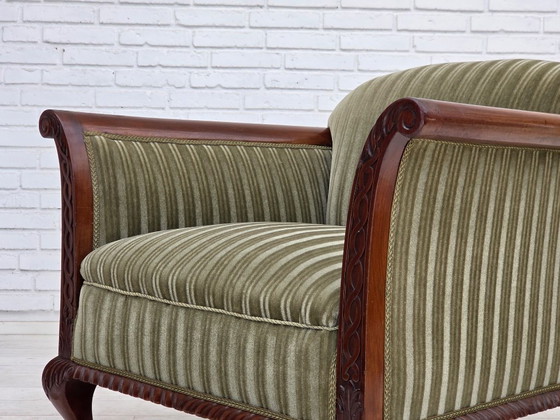 Image 1 of Fauteuil danois des années 1950, revêtement en velours, bois de teck.