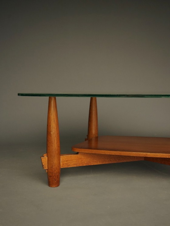 Image 1 of Grote art-deco salontafel met opvallend glazen blad, jaren 1940