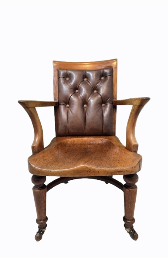 Image 1 of Antieke Engelse bureau- / library armstoel