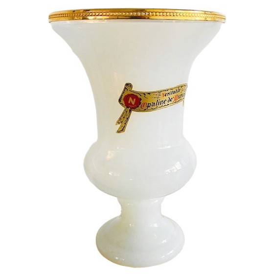 Image 1 of Vaso vintage in vetro opalino di Murano con bordo dorato, anni '70