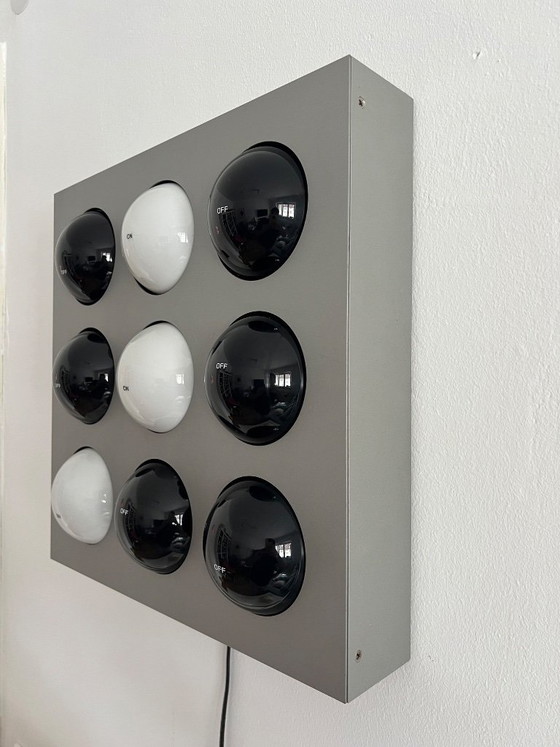 Image 1 of Paul Talman „Fifty Fifty“ AAN/UIT wandlamp voor Interaktives Licht Köln, 1965 Design