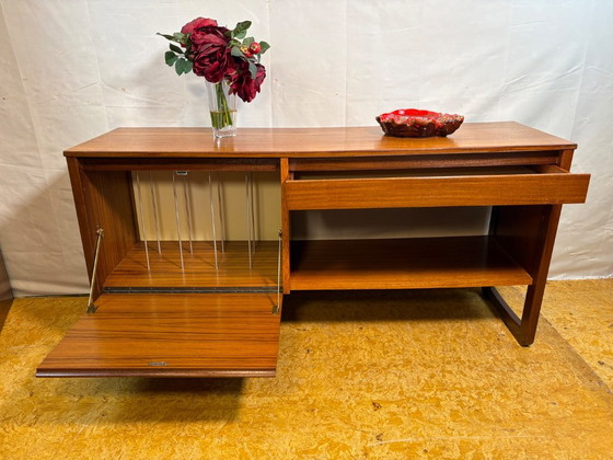 Credenza media vintage G-Plan in teak | Anni '60 | Mobile giradischi • Porta vinili • Supporto TV Elegante e (photo 2 of 5)