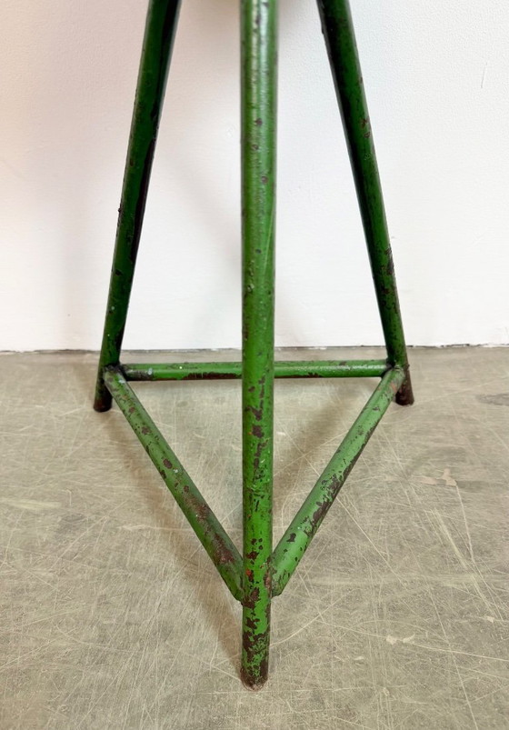 Image 1 of Grüner Werkstatthocker im Industriestil, 1960er Jahre