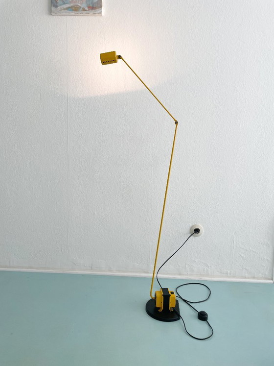 Lumina Daphine Terra Lampada da terra gialla Alogena, Lampada da terra Originale – Lampade da terra, Ghisa (photo 3 of 13)