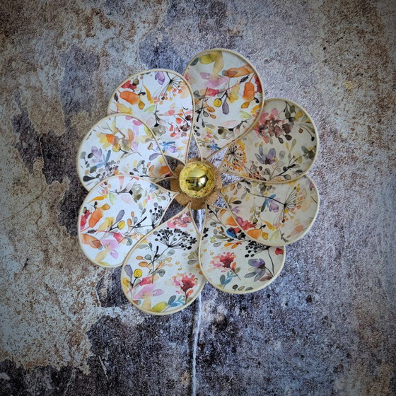 Image 1 of Flower wall lamp, Nymphéa model, 8 petals in rattan and fabric (customizable shade)