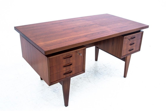 Image 1 of Schreibtisch aus Teakholz, dänisches Design, 1960er Jahre