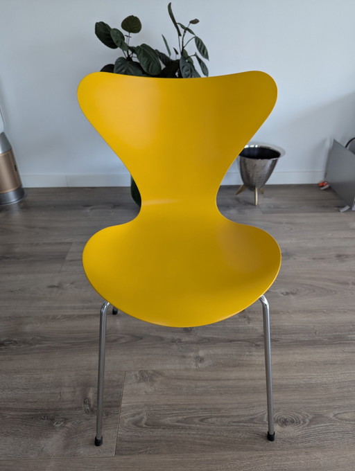 6 Stuks Fritz Hansen 3107 Serie 7 Eetkamerstoelen