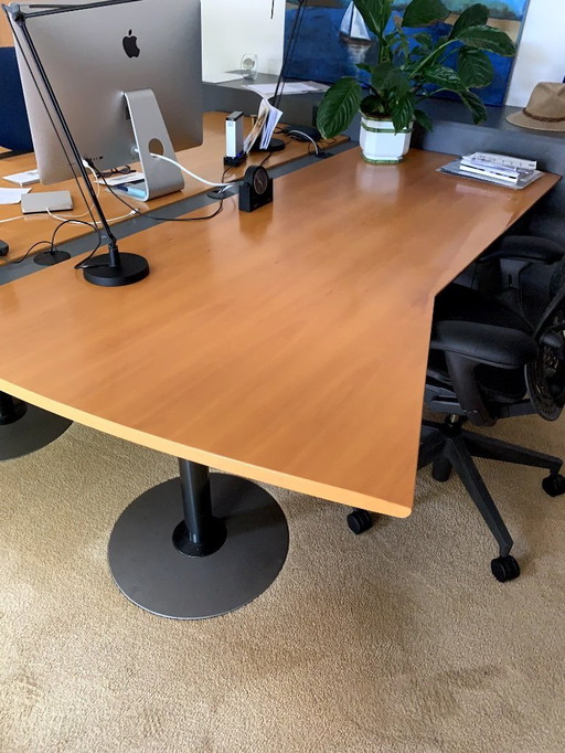 2 Cappellini desks
