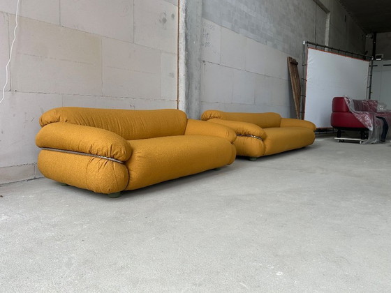 Image 1 of Sesann Gelbes Bouclé-3-Sitzer-Sofa von Gianfranco Frattini für Cassina