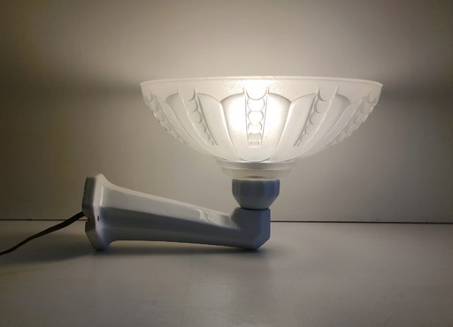 Art Deco Wall Light in Porcelain and Glass Paste - 1930s/40s