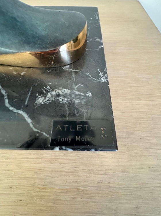 Tony Morey Atleta Sculture, bronzo e marmo, Nero, Modern (foto 3 di 5)