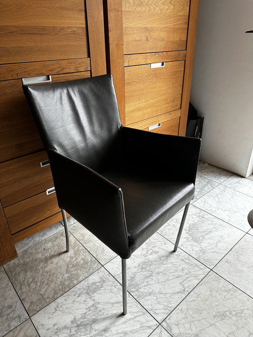 6x chaises de salle à manger en cuir.