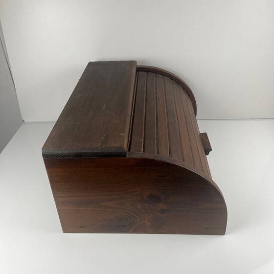 Image 1 of Caja de pan de madera oscura