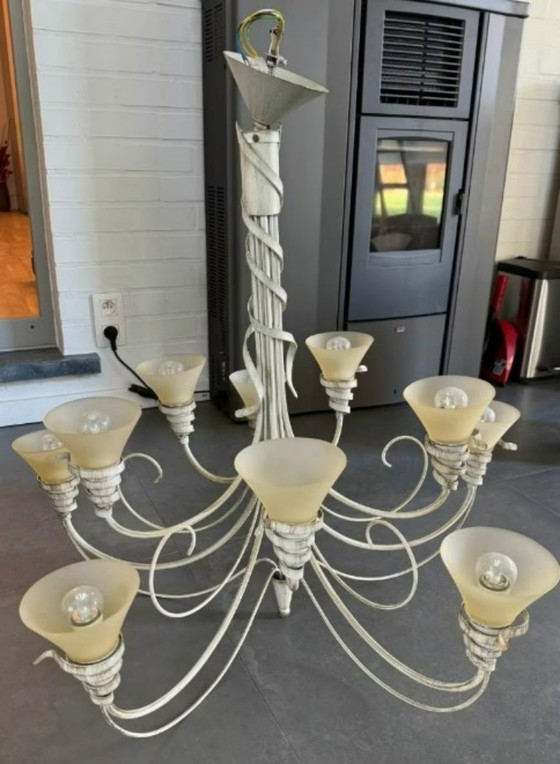 Image 1 of Très beau lustre rustique, en parfait état