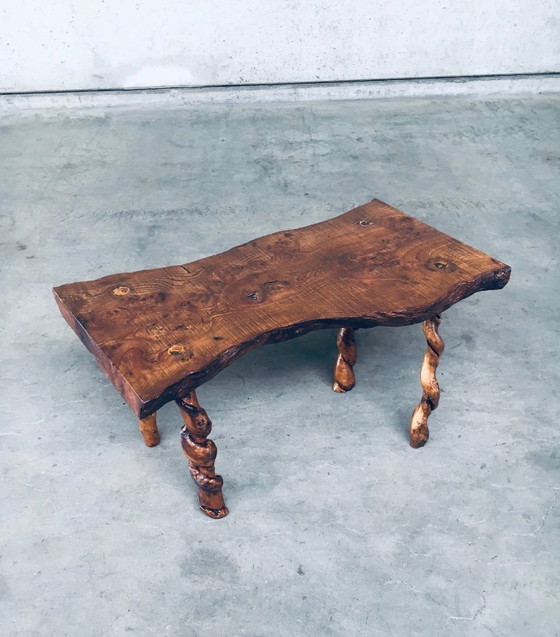 Image 1 of Handgefertigter Beistelltisch aus Eichen- und Traubenholz im Brutalismus-Stil der 1950er