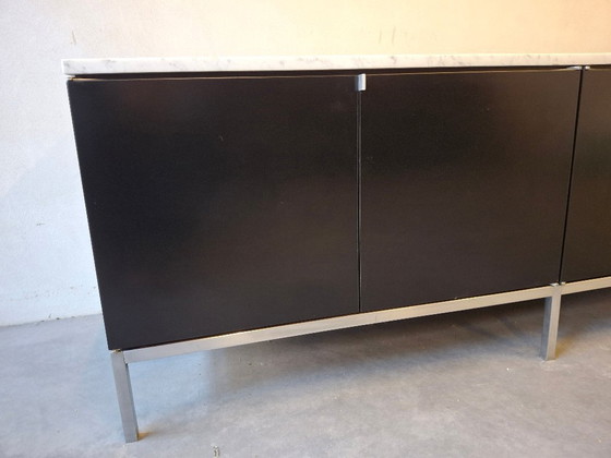 Image 1 of Anrichte Credenza Carrara-Marmor, Design Florence Knoll