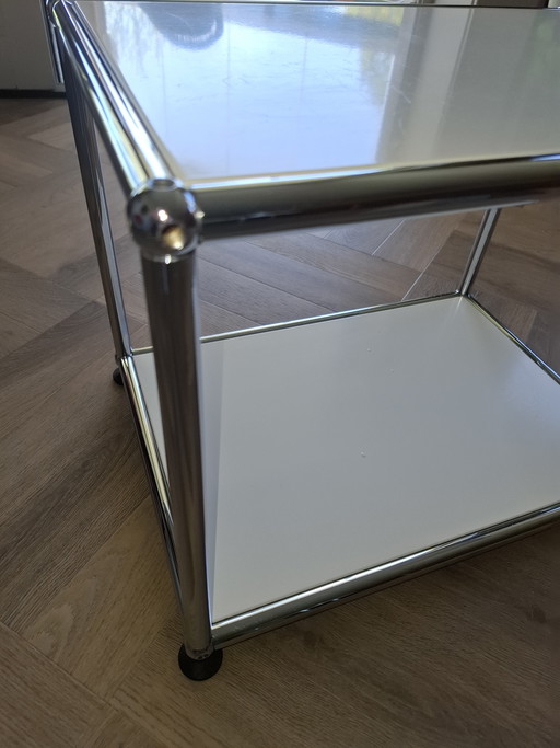 USM HALLER side table.
