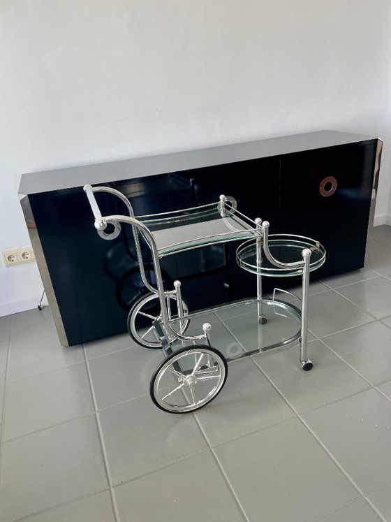 Image 1 of Chariot de service chromé à 3 niveaux, style milieu du siècle.