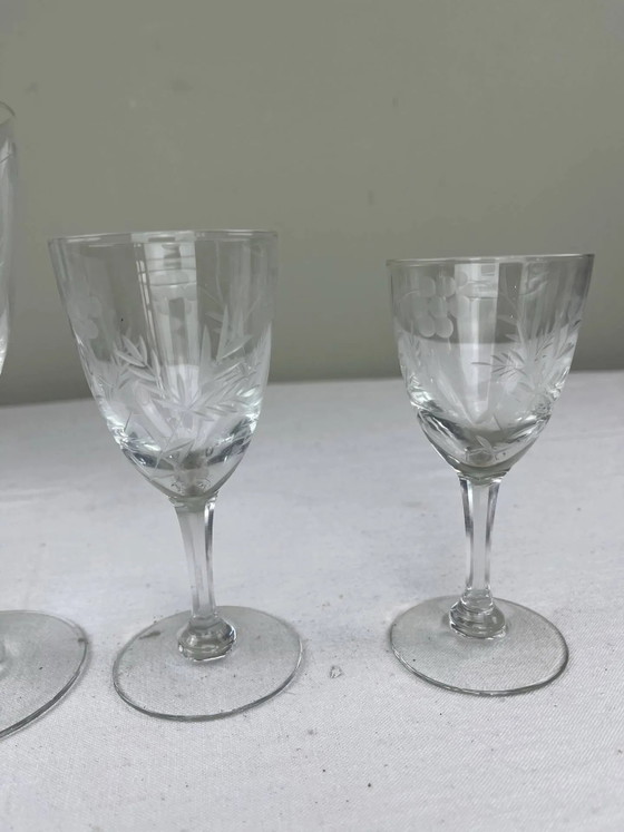 Set antiker gravierter Gläser – Gläser & Karaffe, Crystal, Glass (photo 8 of 9)
