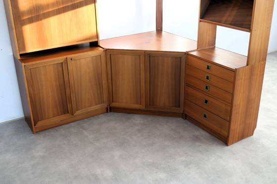 Image 1 of Mobiletto da parete/mobiletto angolare svedese d'epoca