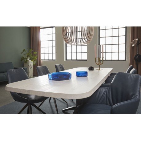 Image 1 of Bert Plantagie Carve eetkamertafel met 6 Maple stoelen