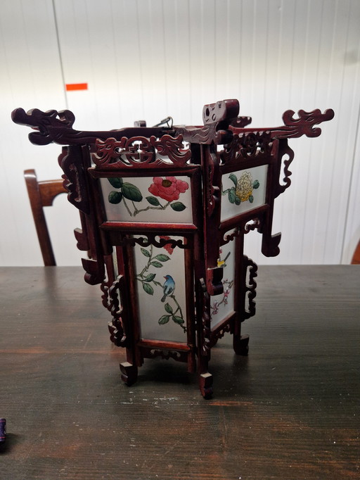 Chinese antique hanging lamp
