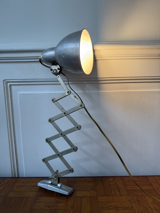 Image 1 of Mazda zigzag verchroomde vintage industriële werkplaatslamp