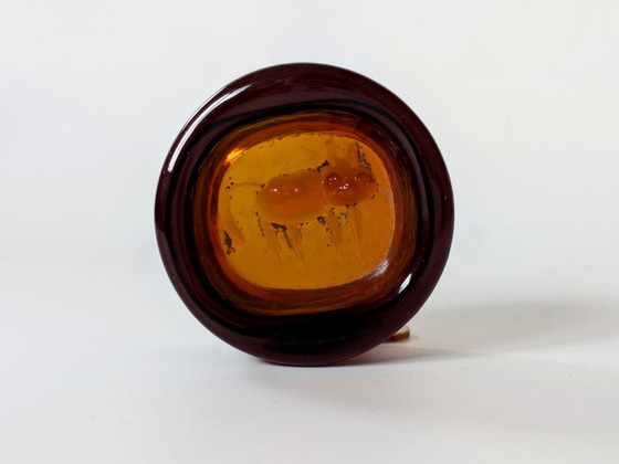 Image 1 of Erik Hoglund Kosta Plato de Cristal | Decoración Gato Ámbar | Midcentury Escandinavo