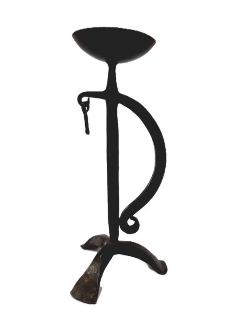 Bougeoir ancien en fer forgé