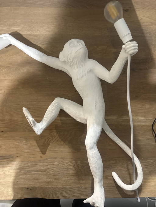 Seletti Monkey wandlamp versie rechts 