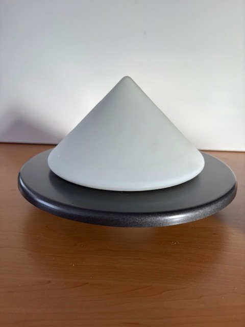 Image 1 of Lampada da soffitto vintage a forma di cono in vetro smerigliato con bordo grigio metallizzato degli anni &#39;80