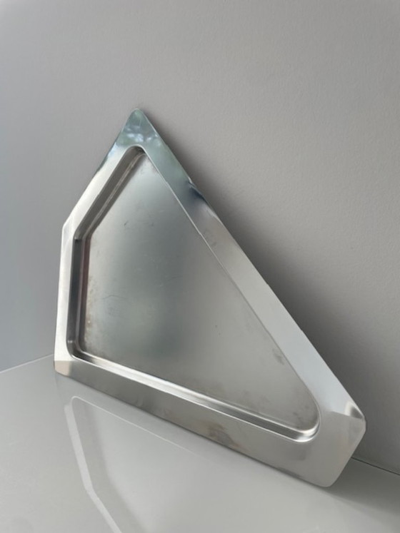 Image 1 of Ciotola dal design moderno in acciaio inox, forma asimmetrica