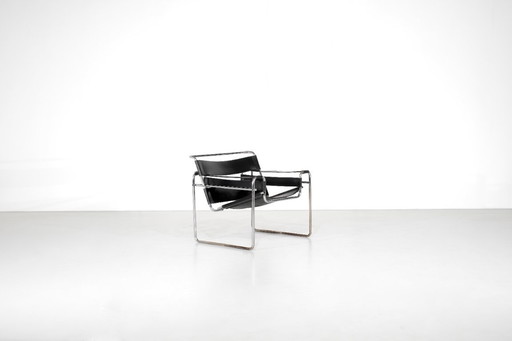 Fauteuil « B3 Wassily » par Marcel Breuer pour Gavina, Italie, 1925.