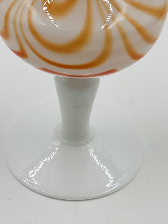 Image 1 of Vaso opalino arancione 