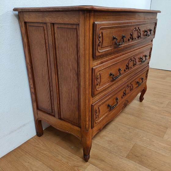 Image 1 of Cassettiera vintage Queen Ann, comò, credenza, mobili da bagno