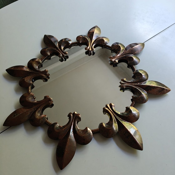 Image 1 of Vintage Fleur-de-Lis Wall Mirror – Copper Bronze Patina – 47 cm