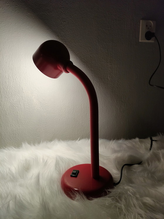Image 1 of Lampada da tavolo o da scrivania Hema rossa vintage