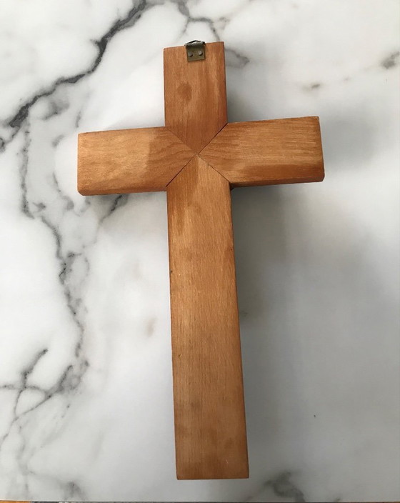 Image 1 of Crocifisso in legno intarsiato d'epoca, Cristo nero