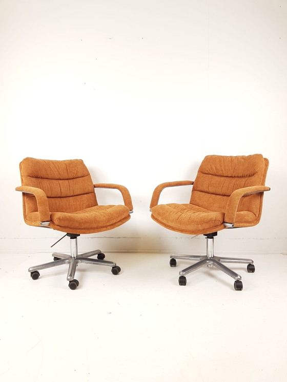 Image 1 of Deux chaises de bureau Artifort vintage | Chaise de bureau G. Harcourt