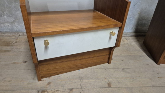 Coppia di comodini vintage di metà secolo, Cecoslovacchia, 47 × 38 × 61 cm – Credenze con vetrina, Wood (photo 11 of 11)