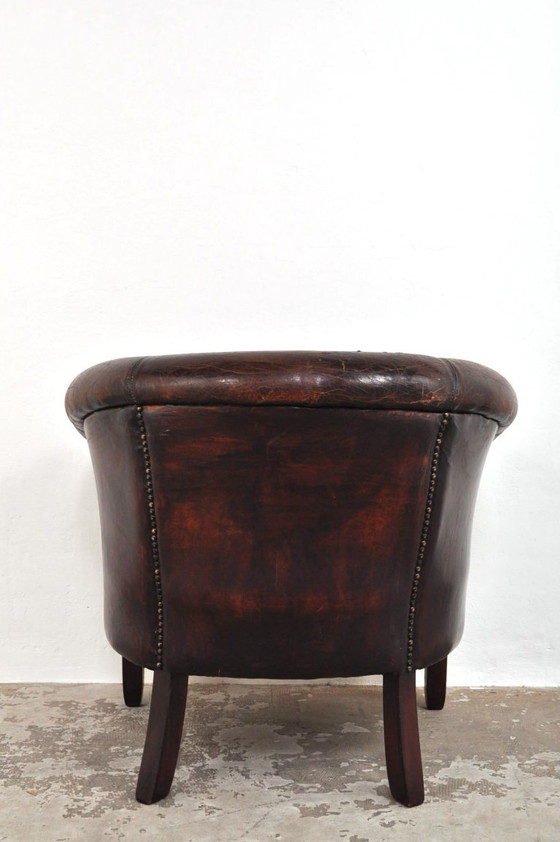 Image 1 of Vintage leather club chair