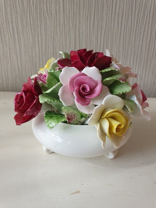 Royal Doulton flower basket – Bone China – England 14x12cm