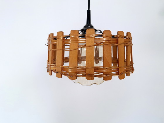 Image 1 of Vintage rieten hanglamp, houten rustieke hanglamp, retro keuken jaren 80, boerderij armatuur