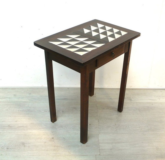Antieke bijzettafel met lade, massief walnoothout, donker met crèmekleurig patroon. – Wood (photo 3 of 7)