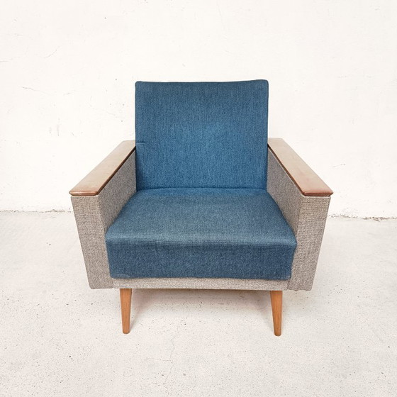 Image 1 of Paar tweekleurige fauteuils, jaren 1960