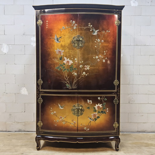 Vintage Chinese cabinet with gold leaf, flowers and birds / Bohemian / Oriental / Asian bridal cabinet (photo 2 of 15)